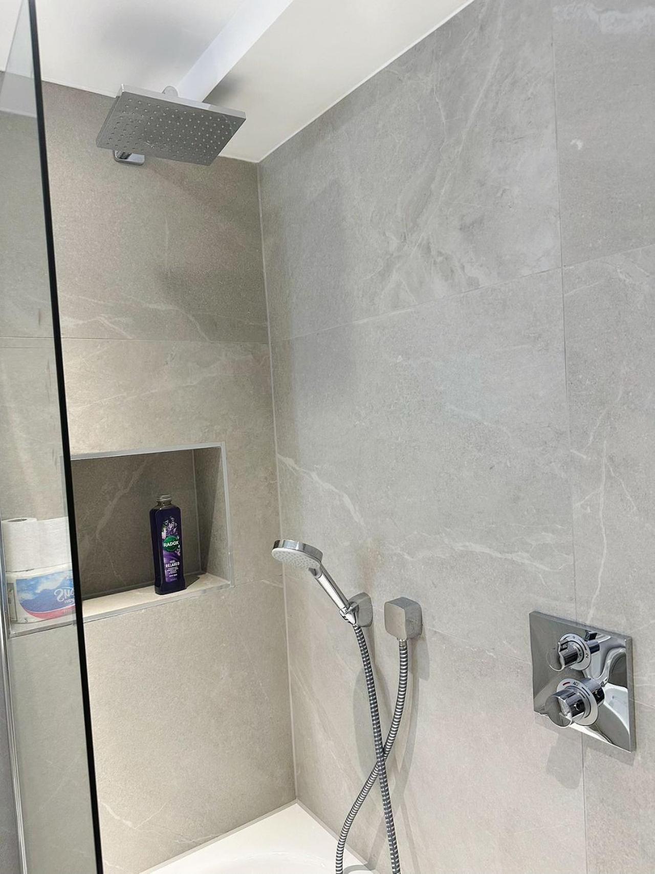 Apartament Luxury Modern Flat Near Center